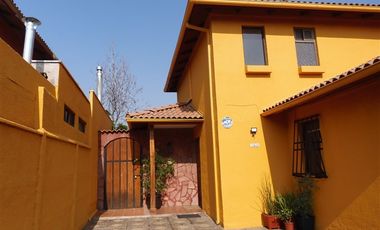 Casa en Venta en Quebrada de Macul-Consistorial