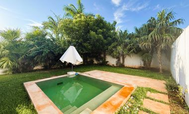 Casa en Privada Magnolia con Piscina y Amplias Amenidades