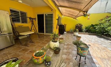 CASA EN RENTA EN SATELITE