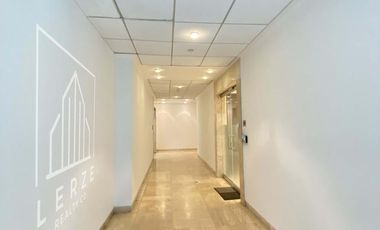 Oficina de 106 m2 en Renta con Terraza en Santa Fe. D