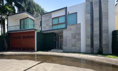 CASA CON 4 HABITACIONES EN RENTA EN PALMAS