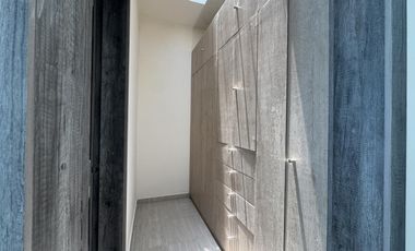 CASA CON 4 HABITACIONES EN RENTA EN PALMAS