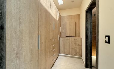 CASA CON 4 HABITACIONES EN RENTA EN PALMAS