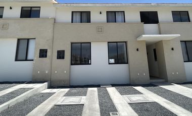 Departamento en Planta Baja en Amuralle, ZIRE – 2 Recámaras y Patio