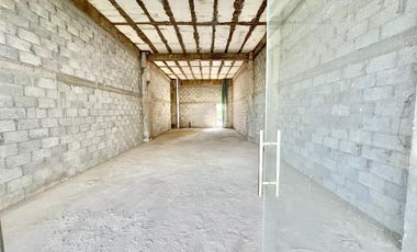 Local Plaza Punto Laguna