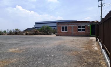 Terreno de 2,579m2 en RENTA en Parque Industrial Bernardo Quintana, Qro.