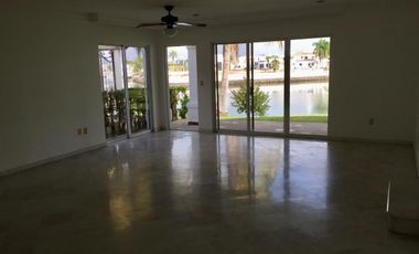 Casa en  renta en El Cid