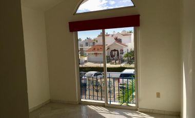 Casa en  renta en El Cid