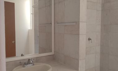 Casa sola en privada