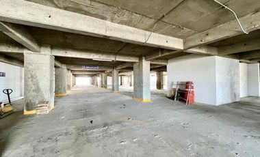 Local Plaza Punto Laguna