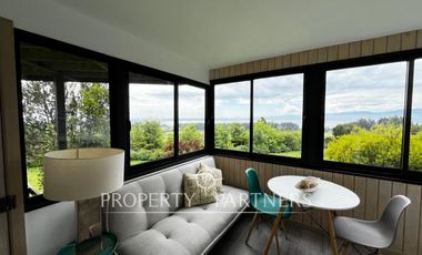 Casa con vista panoramica al Lago Ranco y volcanes