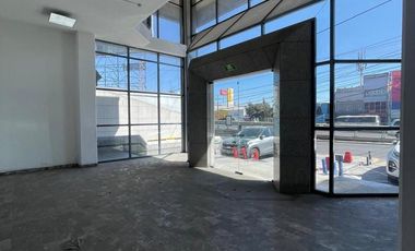 Local comercial sobre Av. Paseo Tollocan