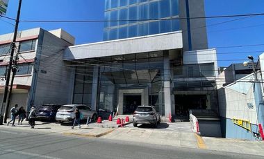 Local comercial sobre Av. Paseo Tollocan