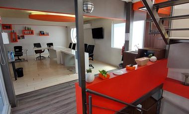 RENTA | Edificio de 336 m2 en 3 niveles, Arboledas del Parque, Qro.