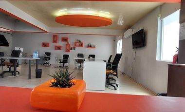 RENTA | Edificio de 336 m2 en 3 niveles, Arboledas del Parque, Qro.