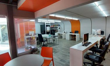 RENTA | Edificio de 336 m2 en 3 niveles, Arboledas del Parque, Qro.