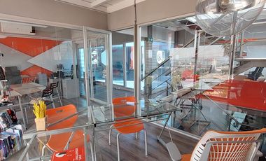 RENTA | Edificio de 336 m2 en 3 niveles, Arboledas del Parque, Qro.