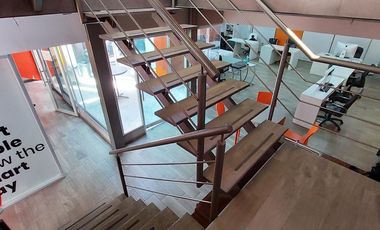 RENTA | Edificio de 336 m2 en 3 niveles, Arboledas del Parque, Qro.