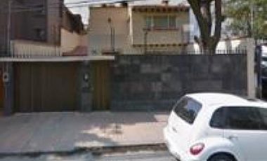 Casa con uso de suelo en la Colonia Insurgentes San Borja