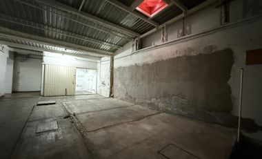 Bodega  o Local Comercial Venta, en Esquina, Col Del Valle Centro