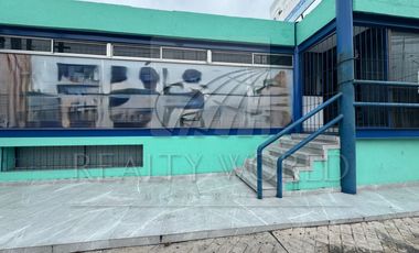 Edificio - Oficinas en Renta en Centro