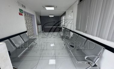 Edificio - Oficinas en Renta en Centro