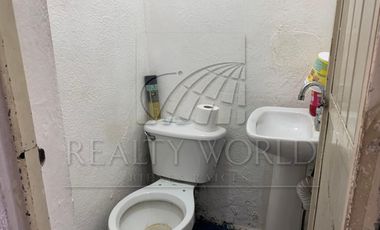 Edificio Mixto en Venta en Las Puentes Sector 4