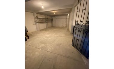 Departamento semiamueblado 1 recamara renta estacionamiento  techado