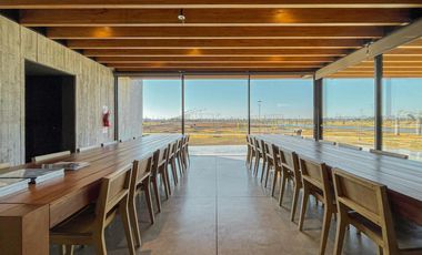 Terreno con frente SUR en barrio privado Vida Club de Campo, Funes