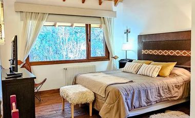 Casa N7 sobre el golf Arelauquen