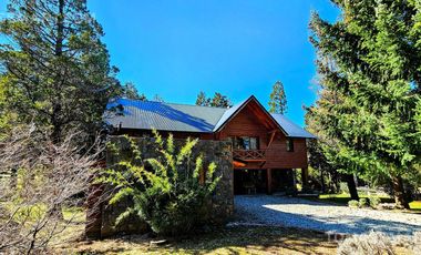 Casa N7 sobre el golf Arelauquen