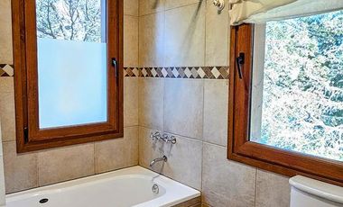 Casa N7 sobre el golf Arelauquen