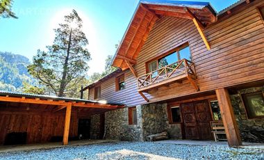 Casa N7 sobre el golf Arelauquen