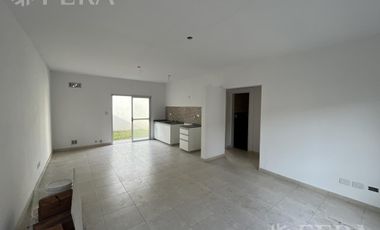 Venta PH 3 ambientes en Remedios de Escalada