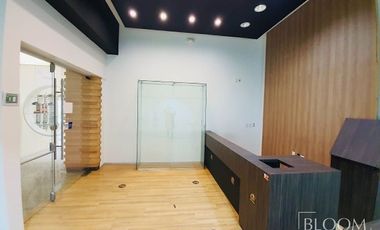 ¡Local Comercial en renta en Santa Fe!