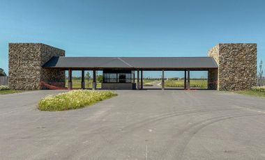 Terreno de 800m² en la Finca con frente al Norte