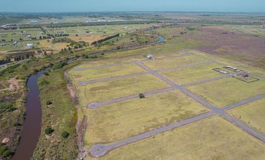 Terreno de 800m² en la Finca con frente al Norte