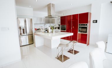 Penthouse amueblado en venta en Torre Onze