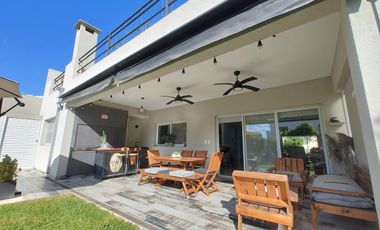 Casa en Venta Apto Credito, Los Olivares.