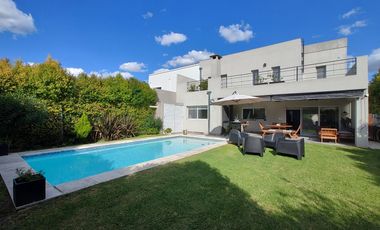 Casa en Venta Apto Credito, Los Olivares.