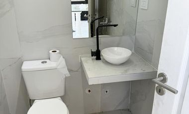 Casa en Alquiler y Venta Barrio Lagos de Canning