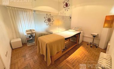 Casa en  alquiler. Zona Güemes. Solo uso comercial. Ideal centros de estètica, pilates, centros de rehabiitacion