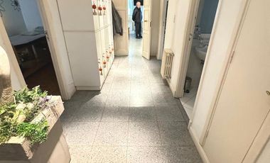 Casa en  alquiler. Zona Güemes. Solo uso comercial. Ideal centros de estètica, pilates, centros de rehabiitacion