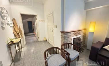 Casa en  alquiler. Zona Güemes. Solo uso comercial. Ideal centros de estètica, pilates, centros de rehabiitacion