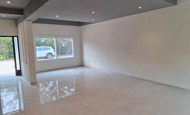 Alquilo casa 4 ambientes en Buenos Aires Village - Bella Vista