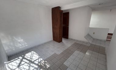 CASA EN RENTA EN COACALCO