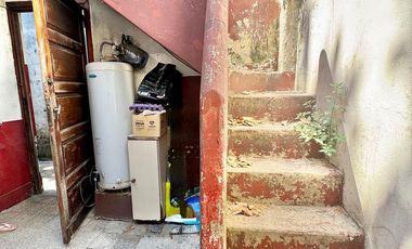 CASA MULTIFAMILIAR SOBRE AMPLIO LOTE TODOS LOS SERVICIOS EN UNA PLANTA