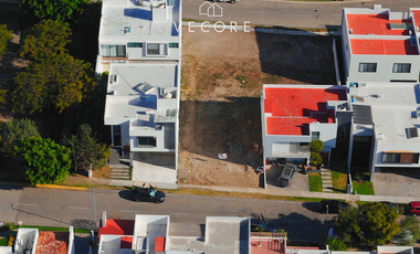 TERRENO EN VENTA ARBOLADA, BOSQUES DE SANTA ANITA, TLAJOMULCO DE ZUÑIGA