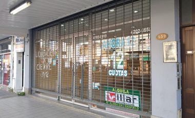 Local en  Block  y 2 Dptos