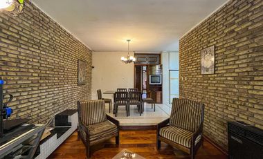 Casa de 3 dormitorios frente a la plaza de Baigorria